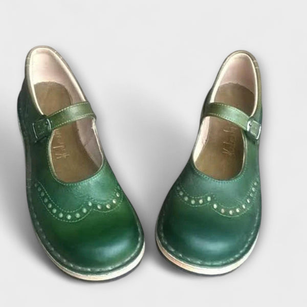 Classic Round-Toe Buckle Strap Shoes