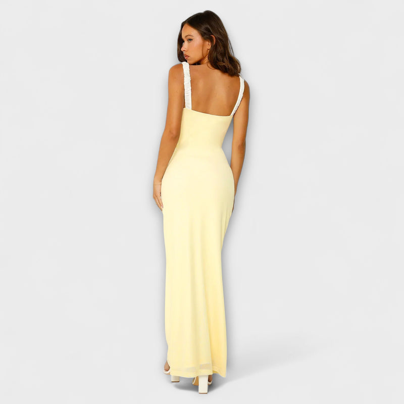 Amaran – Elegant Maxi Dress