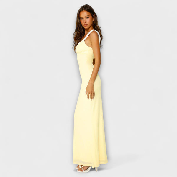 Amaran – Elegant Maxi Dress